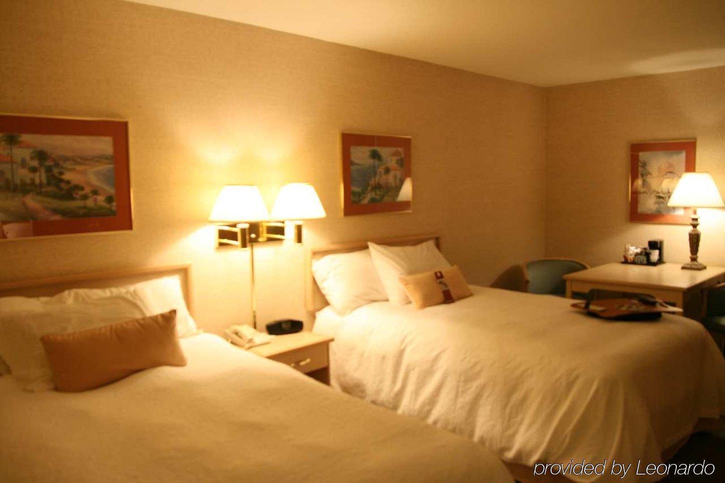 Pear Tree Inn Cape Girardeau West Phòng bức ảnh